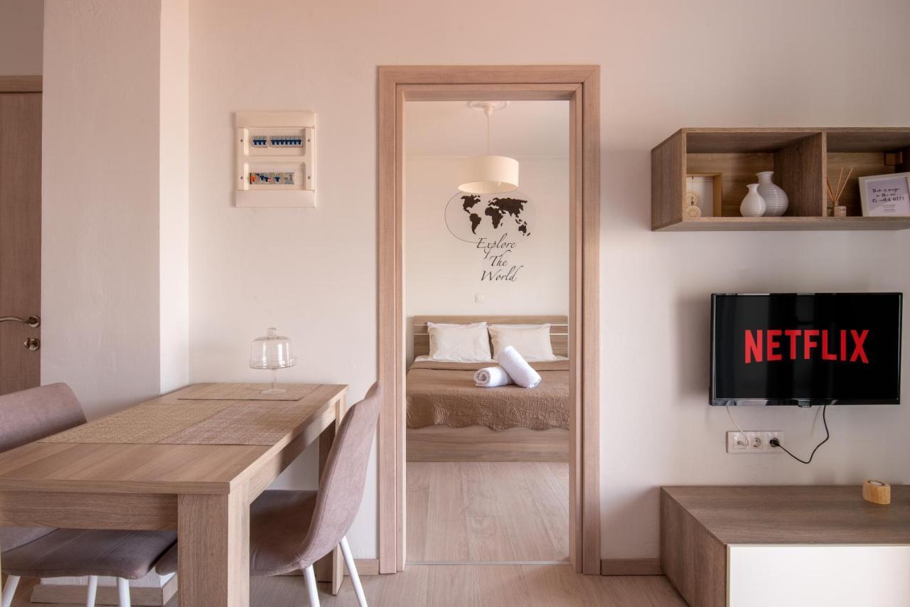Minimalist Apartments W/ View เทสซาโลนิกิ ภายนอก รูปภาพ