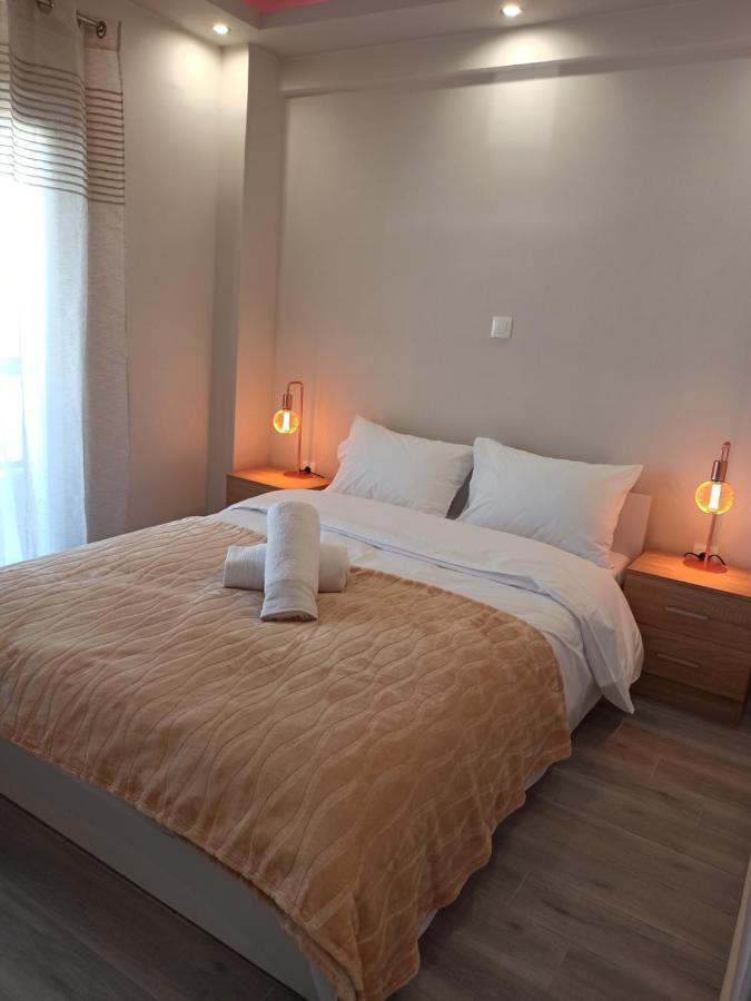 Minimalist Apartments W/ View เทสซาโลนิกิ ภายนอก รูปภาพ